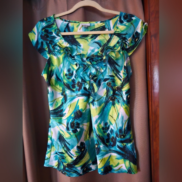 Worthington Fitted Blouse - Green 💚 Blue 🩵 with ruffle on chest - Picture 1 of 4